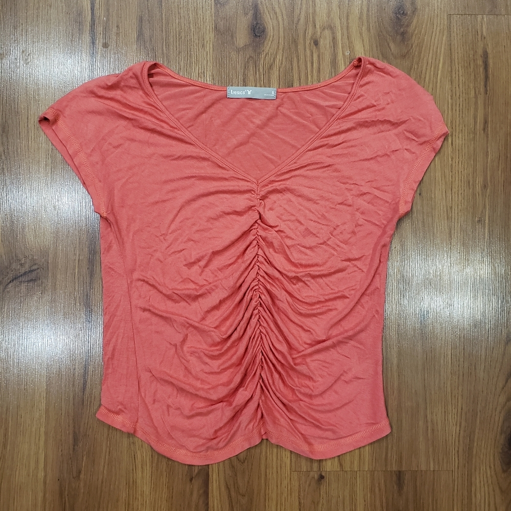 Tresics scrunch top!